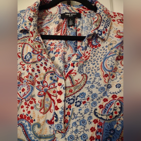 SALE Nine West SZ L Beautiful Colorful Top Wonderful Condition - Picture 4 of 6